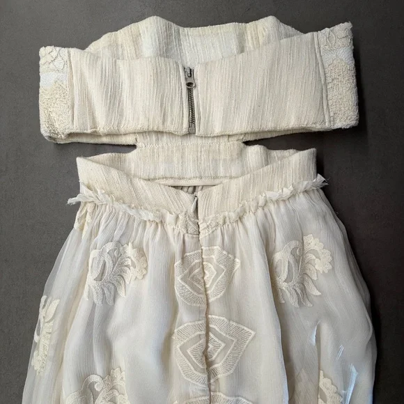 ALEXIS, ivory gown - Picture 11 of 13